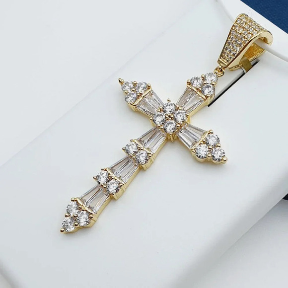 - 14K Gold Plated Cubic Zircon Pendant, EVBRS520 - Picture 5 of 10